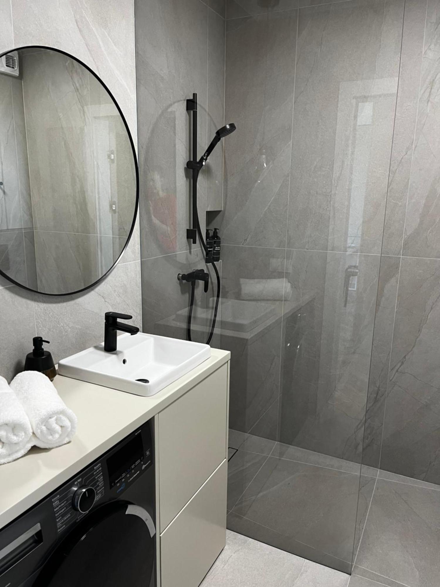 Japandi Stare Apartment Olsztyn (Warmian-Masurian)